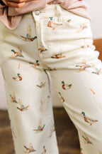 Beige Stylish Mallard Printed Cuffed Hem Shift Jeans