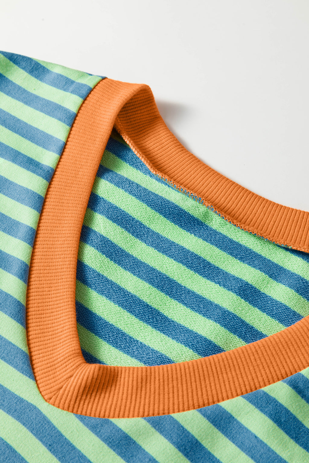 Yellow Stripe Colorblock Trim V Neck Tee Drawstring Elastic Waist Short Set