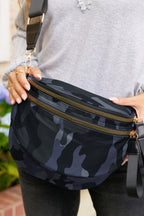 Four Leaf Clover Camouflage Print Gold Chain Strap Double Zipper Crossbody Bag