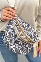 Four Leaf Clover Camouflage Print Gold Chain Strap Double Zipper Crossbody Bag