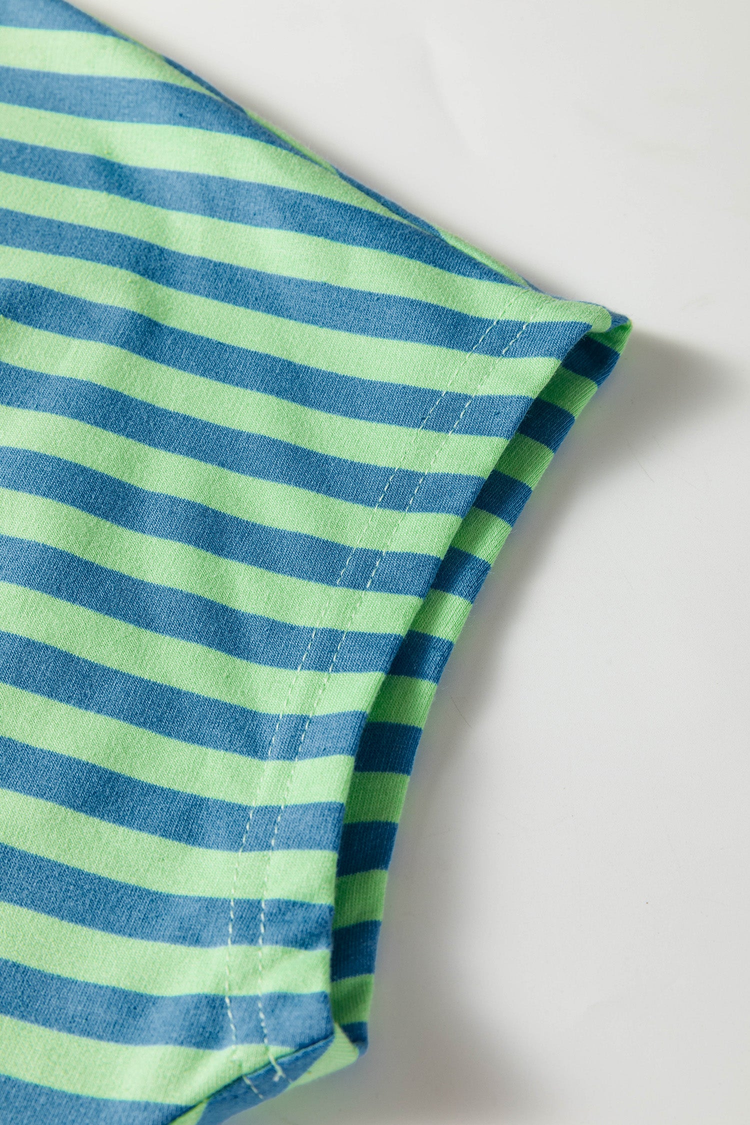Yellow Stripe Colorblock Trim V Neck Tee Drawstring Elastic Waist Short Set