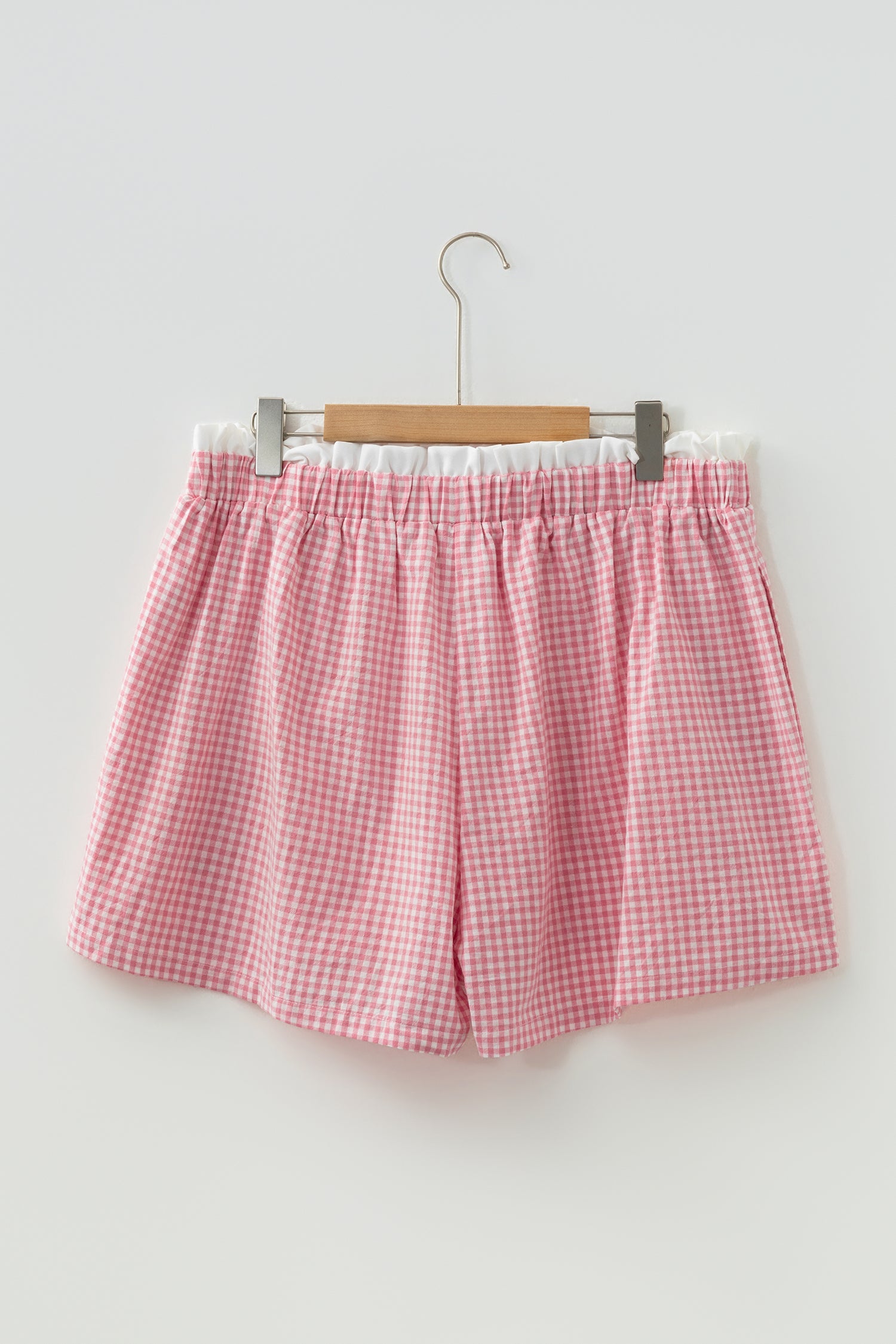 Black Contrast Trim Plaid Print Plus Size Shorts